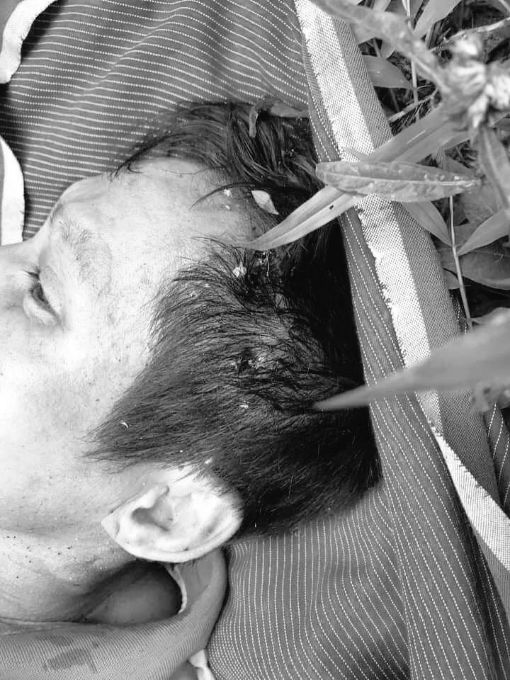 ChiNcw123's tweet photo. Tw// death
Medical orderly U Lynn Maung, who had been abducted since 3 days ago in #TaungPyaut administrative unit of #ThayetChaung Tsp was found MURDERED in handcuffs this morning. His dead body showed that he had been brutally beaten by junta troops ...1/2
@UN_HRC
#2022Apr3Coup https://t.co/b0yJFJczux