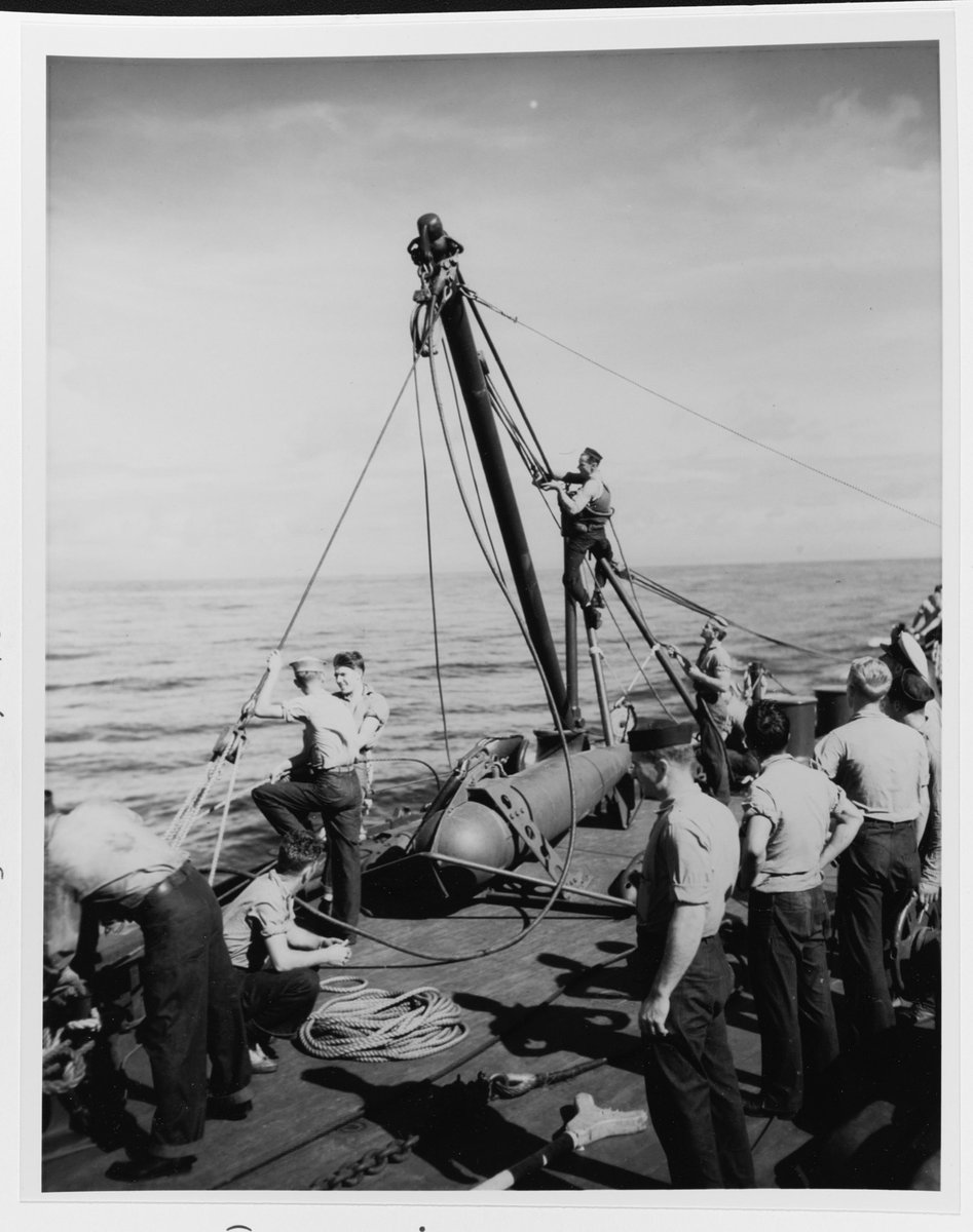 Rich_Ships's tweet image. #BB40 #USSNewMexico preparing to lower a paravane over the side, during Pacific Ocean Operations, circa early-mid 1944. Note uniforms, with dyed "white" hats.
80-G-K-1716

/End