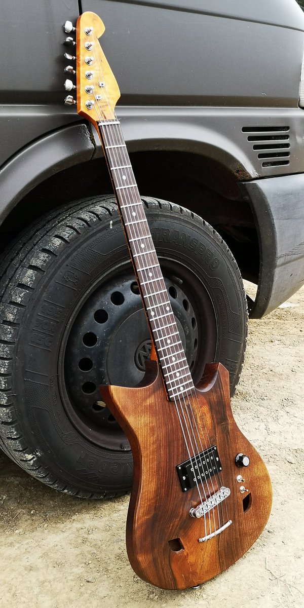 21frettes's tweet photo. With #nikita on the road. A new #guitarmodel. #Walnut, #Mahogany  and #maple. #Dimarziopickup https://t.co/YfKL9HeQVR