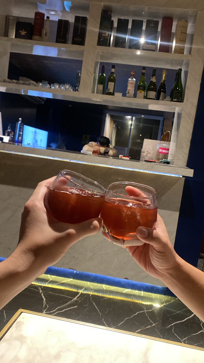 MrkyD12's tweet photo. 💯 better place for relaxing and legit massage @massage_alpha . Thanks sa free iced tea w/ vodka and CROWD. kahit mapadaan ka lang para itry ang massage nila uuwe kang sulit ang binayad. Thanks @iam_bossjay  sa pagsama 😍. #locker36 https://t.co/TbjvzeS7d8