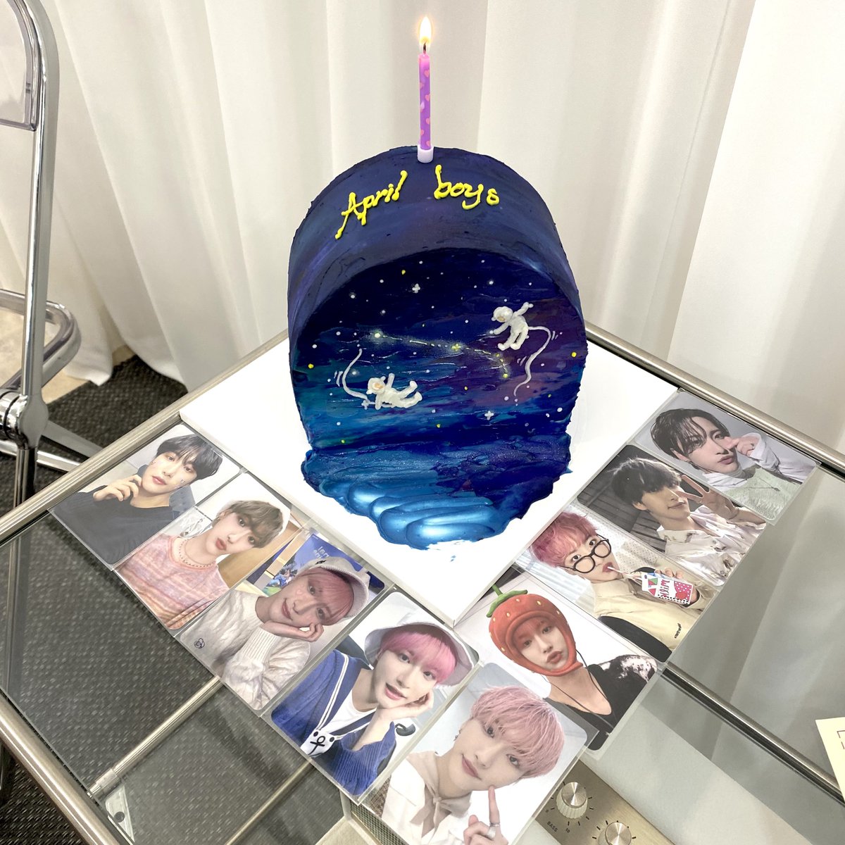 supearIstar's tweet photo. 우주가 되어주겠다던 성화를 우주에 보내주었어요 🚀 세상의 모든 사랑이 성화를 향하고 우주의 모든 사랑까지 전부 성화에게 닿기를 바라며...🫶🏻 성화야 생일축하해 ⋆⁺₊⋆ ♡̷̷̷ 
#우리의_별_성화야_생일축하해
#BrightStarSeonghwaDay https://t.co/yTiqbM7A3Z