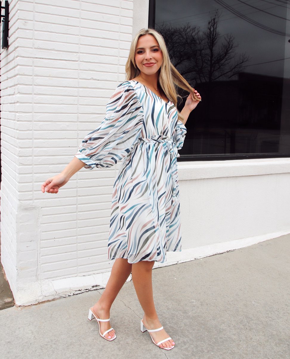 pdboutiquestl's tweet photo. You had me at stripes! 😍⁠
⁠
Radegund Dress White Papyrus: $159 ⁠
Sizing: XS - L ⁠
Available at all four locations! ⁠
⁠
#shoppdstl #shopsmall #supportlocal #locallovestl #stlmade #stlboutique⁠ https://t.co/UscdsrwF5C