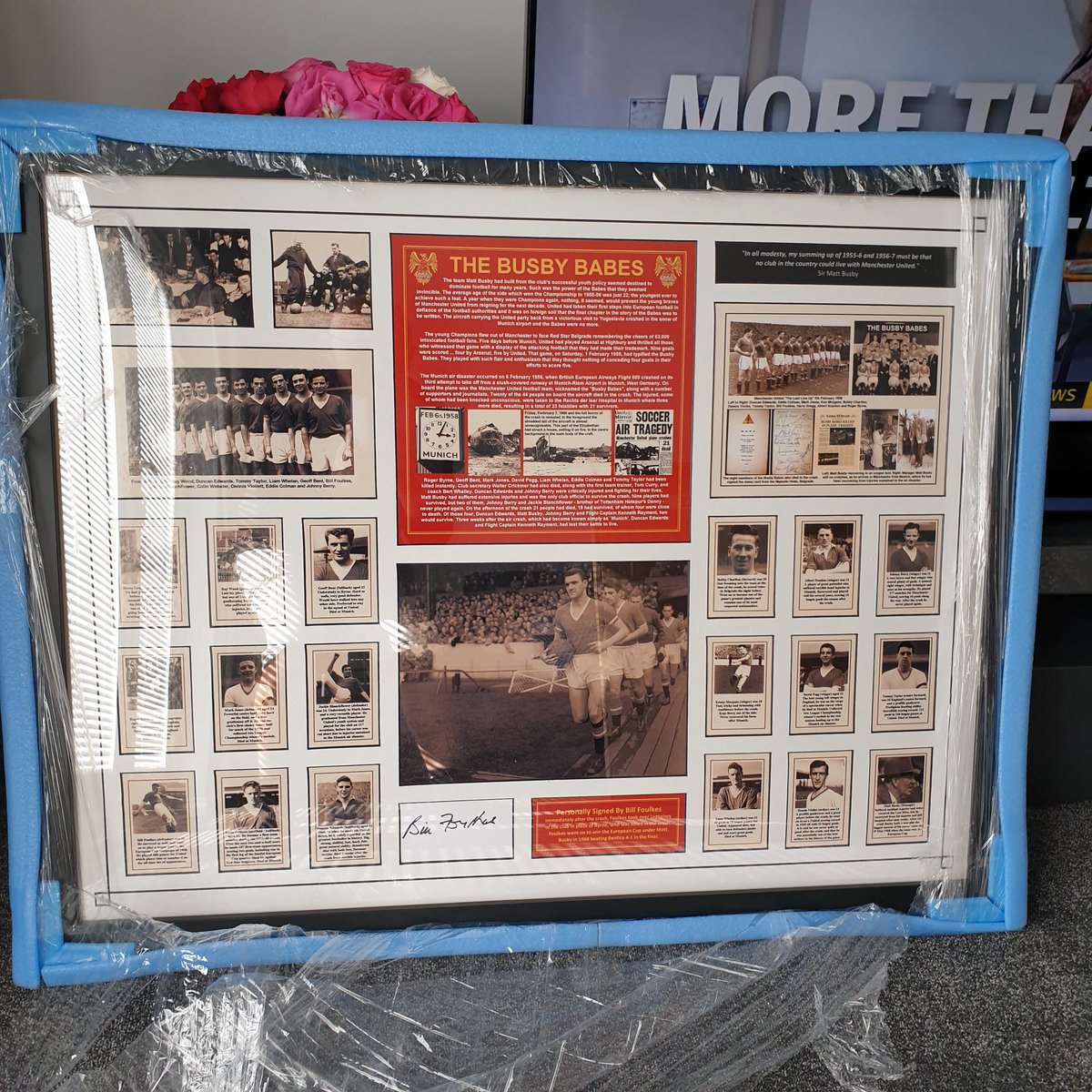 Please re tweet. We are raising funds for a very poorly young woman undergoing cancer treatment. The aim is to get her and her young children on holiday when she is well enough. 36 x 30 inches approx and signed by Bill Foulkes
Auction ending 23 April with a reserve of £200.