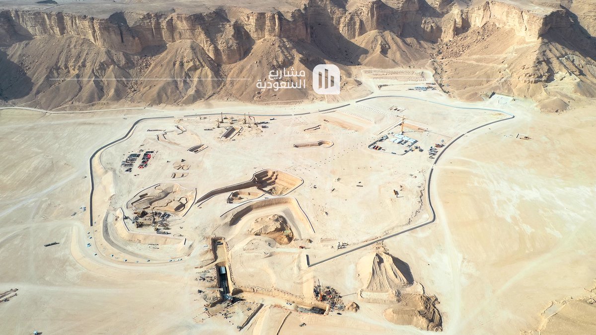 SaudiProject's tweet photo. أعمال تنفيذ مشروع متنزه 6 فلاجز #القدية، الوجهة الترفيهية الأولى من نوعها في السعودية

- 28 لعبة بأرقام قياسية
- 6 مناطق ترفيهية مميزة 
- 320 ألف م2 مساحة الأرض https://t.co/xXdDnXt9qm