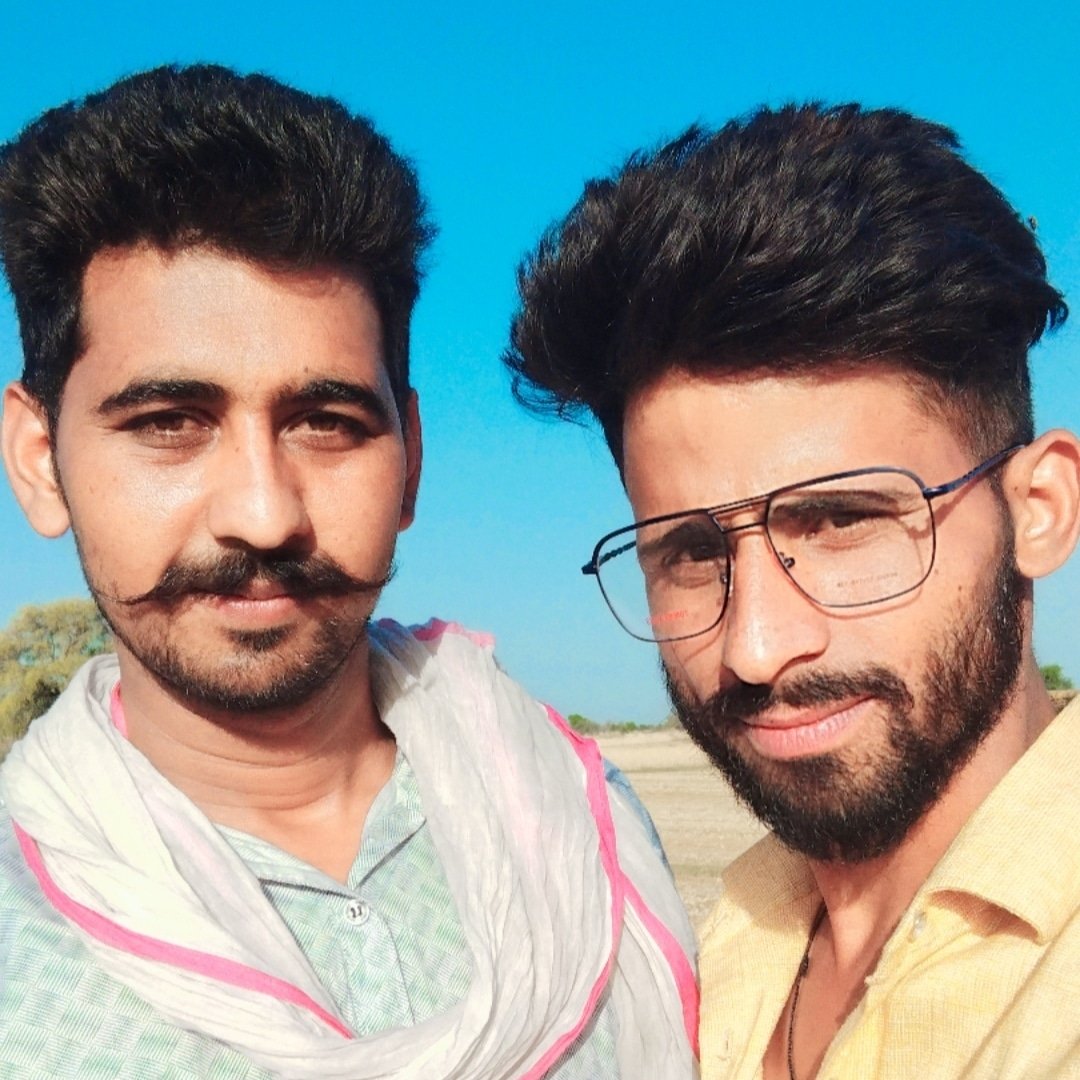 imgdgurjar's tweet photo. अपने काम, अपने कथन और अपने मित्र के प्रति सच्चे रहिये. #brother #brotherlove #imgdgurjar #suhari #vishaldumariya
#uppulice @ransingh_ https://t.co/tQKG1txqxK