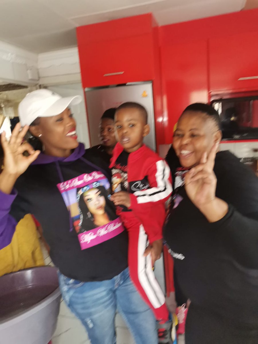 NNwamarhothi's tweet photo. Underground always ahead for 2mita. We move#mphowabadimo taught me to be strong as a I mbokoto📿📿📿📿📿📿📿📿📿❤❤ https://t.co/0jSnXExHDO
