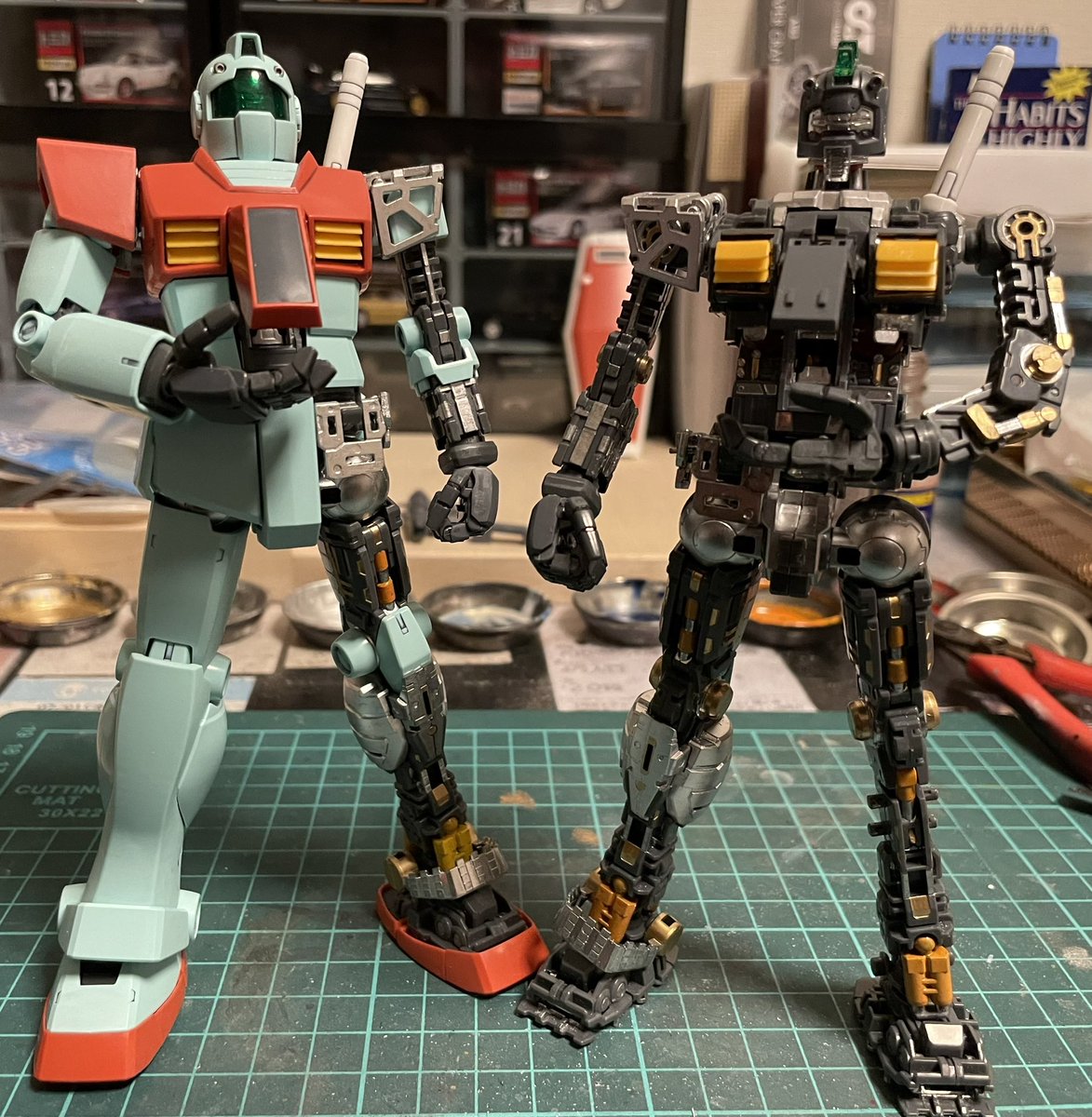 MrDyboo's tweet photo. #ジム #mgジム #ガンプラ #機動戦士ガンダム #gm #mggm #gunpla #mobilesuit #アルファaベイト #alphaabate #ジムの日 までに間に合わそうもない。とりあえず、モンシア機とベイト機を生産中😆 https://t.co/UPDbAxGvoi