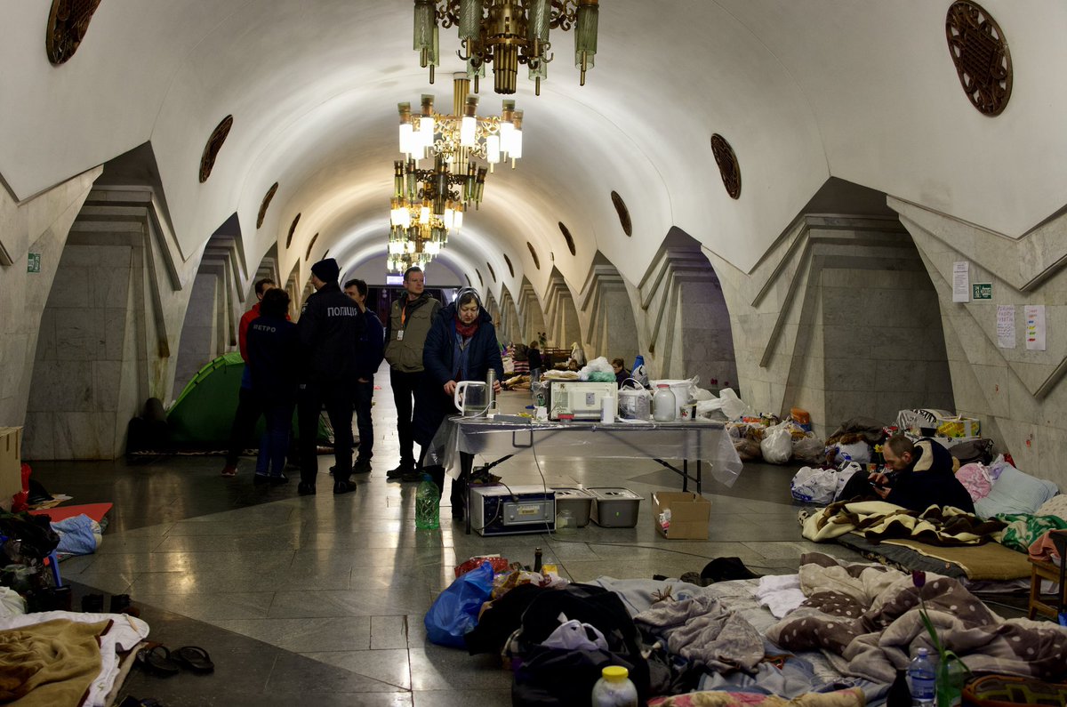 WCKitchen's tweet photo. This morning, @natemook &amp; the WCK team in Kharkiv stopped by a metro station serving as a shelter. Families here walk down the train tunnel to a natural spring for fresh water. We asked what they needed &amp; they said fruit—so we delivered some 🍊🍎 immediately! #ChefsForUkraine 🇺🇦 https://t.co/XtyEelx2Xl