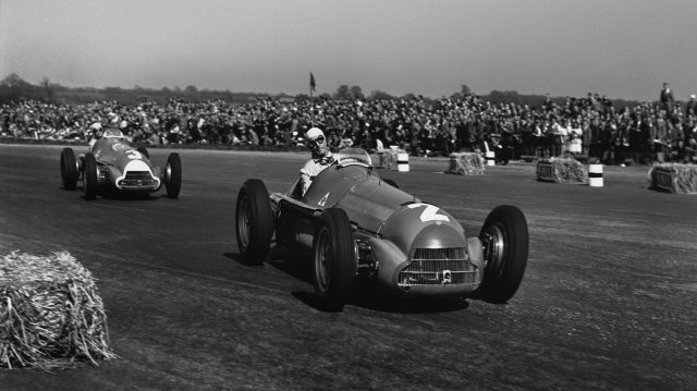 212_sid's tweet photo. New video live now!
Explaining F1 and it's history || F1 - Explainer https://t.co/ysSfUwRbNM via @YouTube
Please do have a look. Like, subscribe and share.
#F1 #F1explainer #Formula1 #F1History
#F1Explained https://t.co/CfbfTY0njw