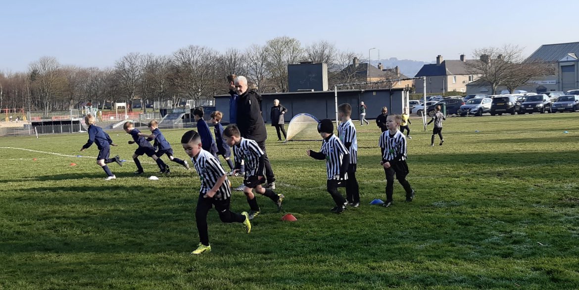 LAFC2015's tweet photo. Sunday 4s this morning. Featuring Ant &amp; Dec😅 https://t.co/lthaE9xbry