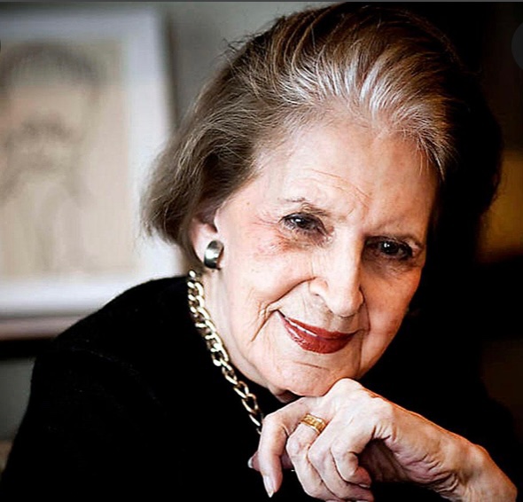 pernambucorev's tweet photo. Perdemos Lygia Fagundes Telles, aos 98 anos. https://t.co/ogmUhmnQX5