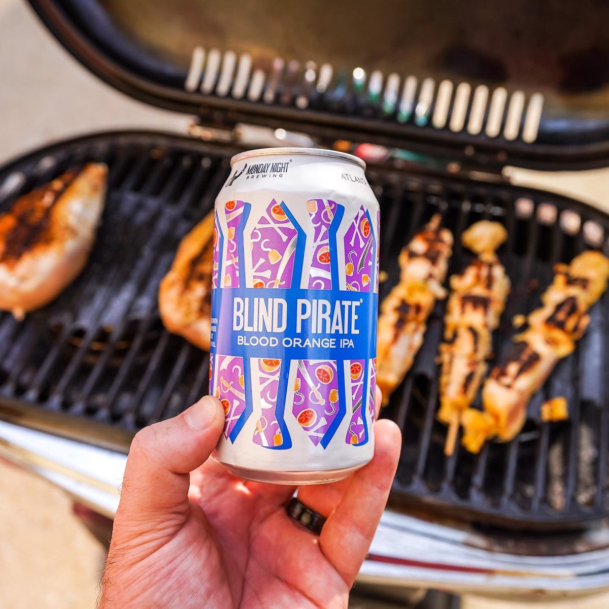 hoplightsocial's tweet photo. From backyard bbq…
#theipaforeverywhere
#gabeer #gifted #mondaynightbrewing #sundayfunday #bbq #craftbeer #ipa #atlanta #hoplightsocial https://t.co/EQgX0uqWV2