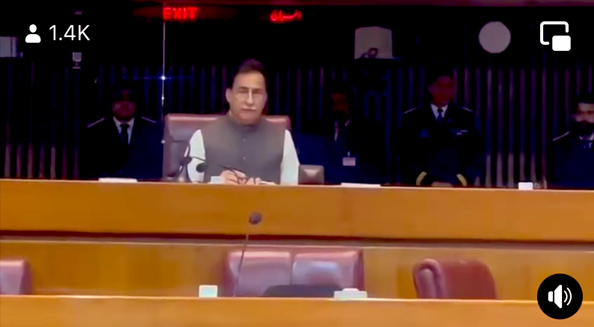 Samraathar4's tweet photo. Opposition has its own parliament Ayaz Sadiq can be seen on the speaker’s chair. Mashallah @ARYNEWSOFFICIAL https://t.co/rxyNmSQYuG