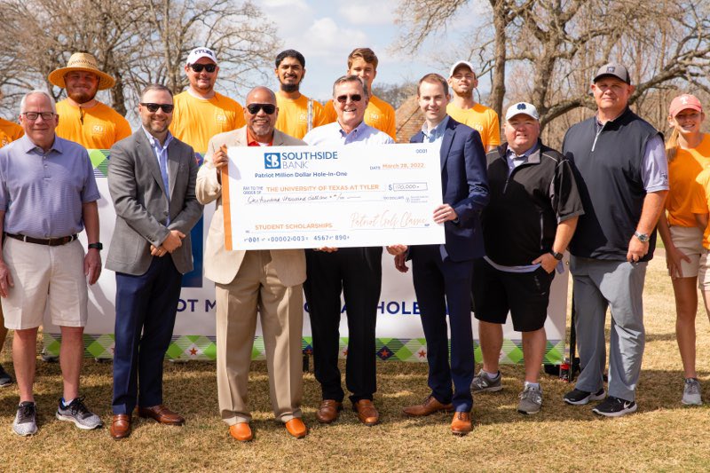 CharlieBollom's tweet photo. We had the privilege of sponsoring the @UTTyler BMW Patriot’s Classic to support graduate students with tuition. Great weather, great event supporting a great cause! #cloudingenuity @IngenuityCloud https://t.co/fuTj5SGtur