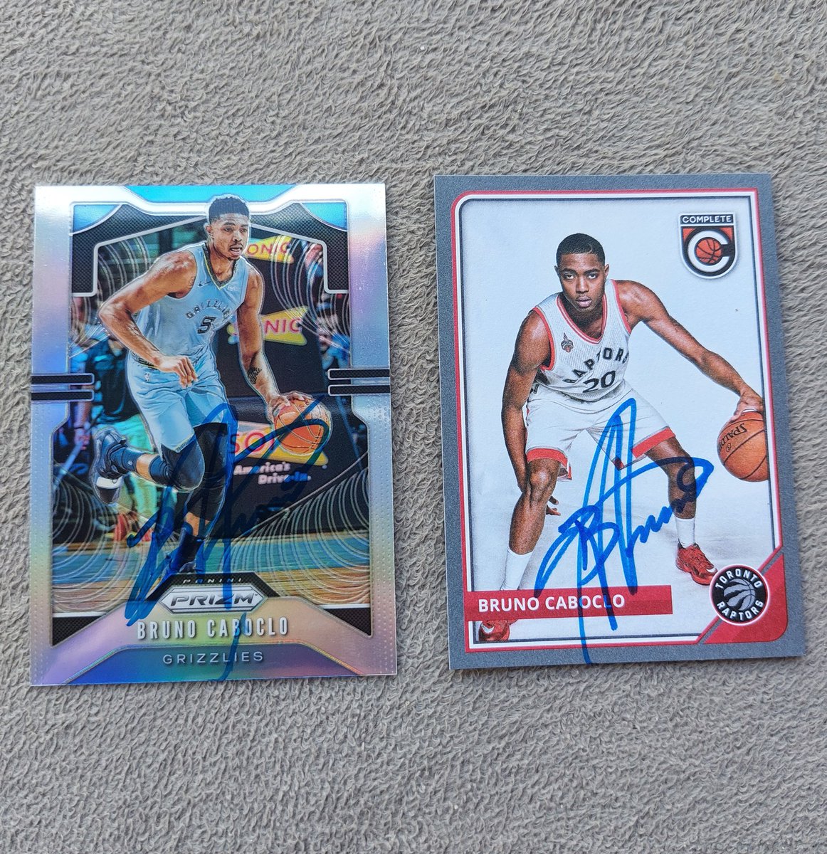 Felipe1mota's tweet photo. #autographedcards
Tks @Bruno_Caboclo.
autographed at Tijuca Tênis Clube, April 2, 2022 @TimeFlamengo x @SaoPauloFC https://t.co/Pnve2oON7c