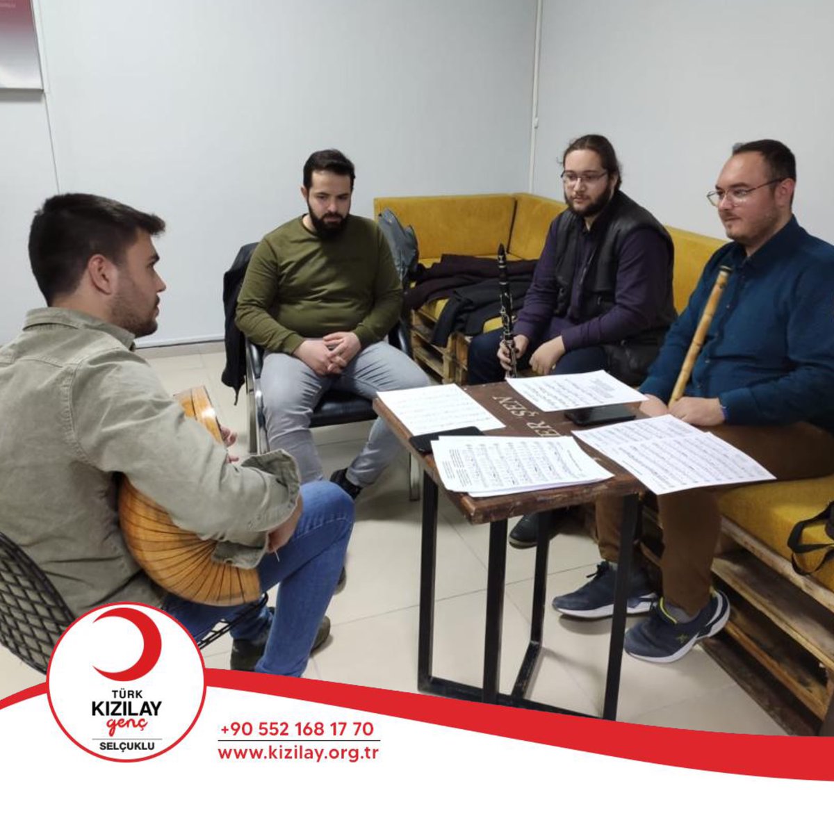 Şenlendirme projeleri kapsamında Türk Sanat Korosu  çalışmasını Serdengeçti Gençlik Merkezinde gerçekleştirdik.  <a href="/Kizilay/">Türk Kızılay</a> <a href="/genckizilay/">Genç Kızılay</a> <a href="/drkerem/">Kerem Kınık</a> <a href="/kizilayselcuklu/">Kızılay Selçuklu</a> <a href="/kizilaygenc42/">Genç Kızılay Konya</a> <a href="/kocemree/">Emre Koç</a>