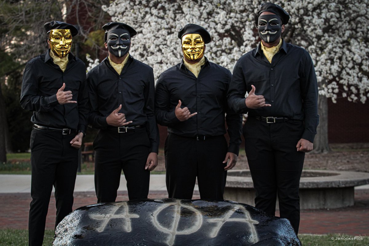 TheIotaPi's tweet photo. Welcome to the House to our Spring 2022 line S.S.D.O.T.A.K. Time to hit the ground running and continuing the iPi Legacy 🤙🏾 #SIUeAlphas #iPiFOREVER https://t.co/wI4qbT0O7P