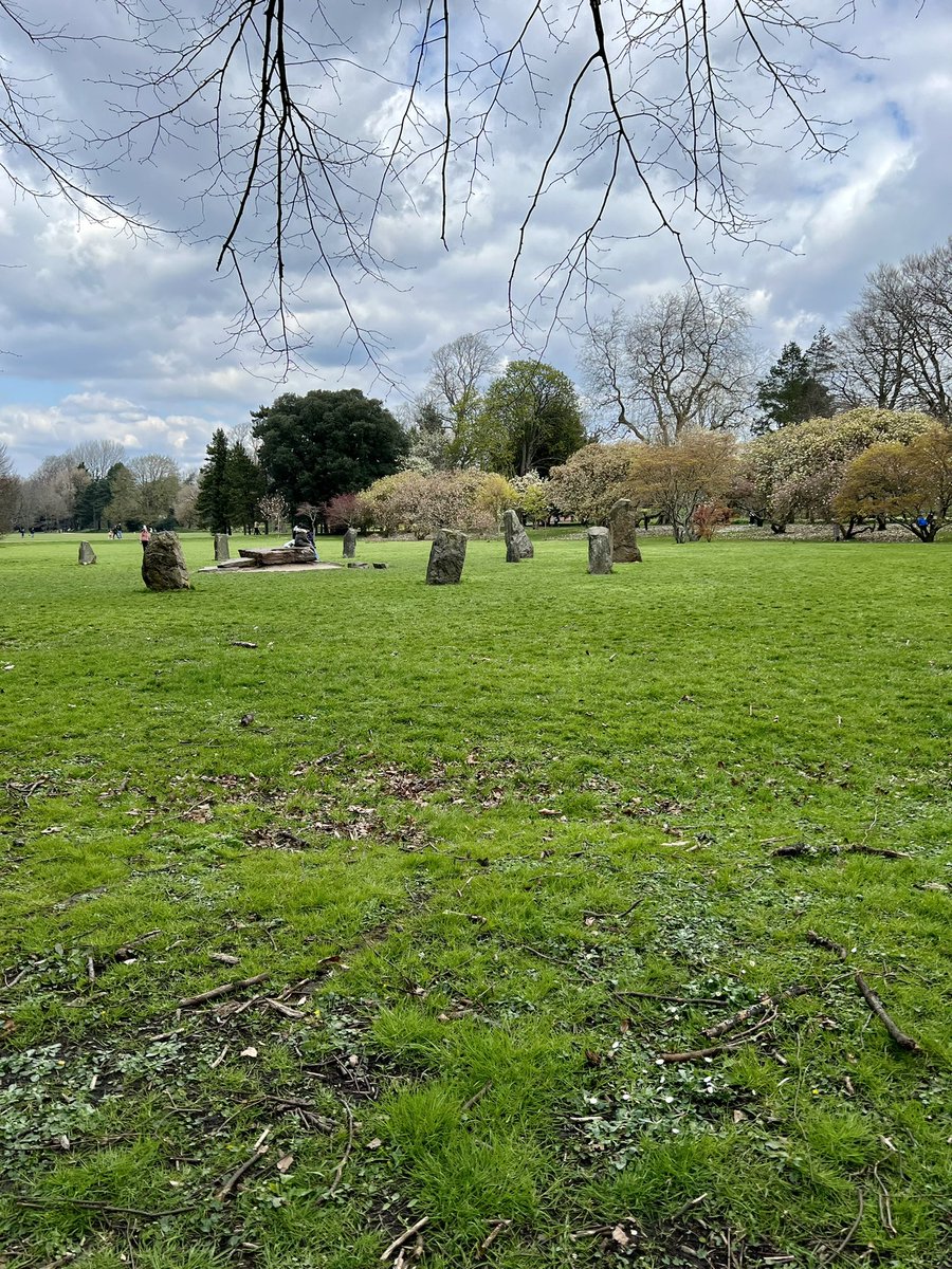 MrsLowriAJones's tweet photo. Wâc braf gyda @jonesevan83 @buteparkcardiff #carucaerdydd #gwanwyn https://t.co/lbLoNE1qMa