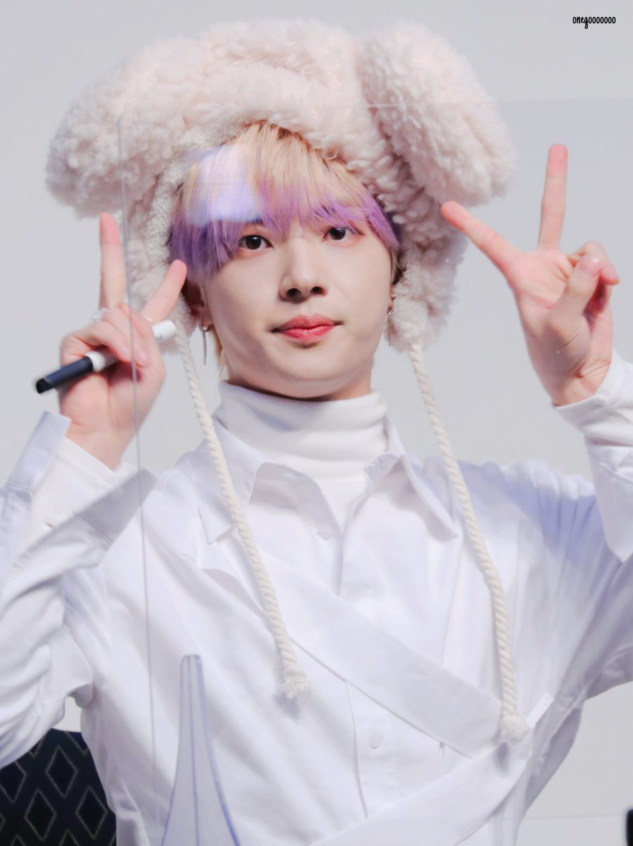 220108 뮤코대면

૮₍ •̀ᴥ•́ ₎ა

#원위 #ONEWE #강현
