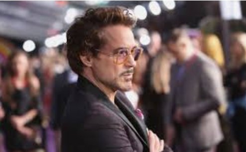 sanjyot_gosawi's tweet photo. @rdjpicsvault #yeah #itsbirthdaytime #myworld
#downeycity
#teamdowneycountry
#lamahouse
#meetlessarea
#3000block
#rightcorner https://t.co/hqFNxpNEqm