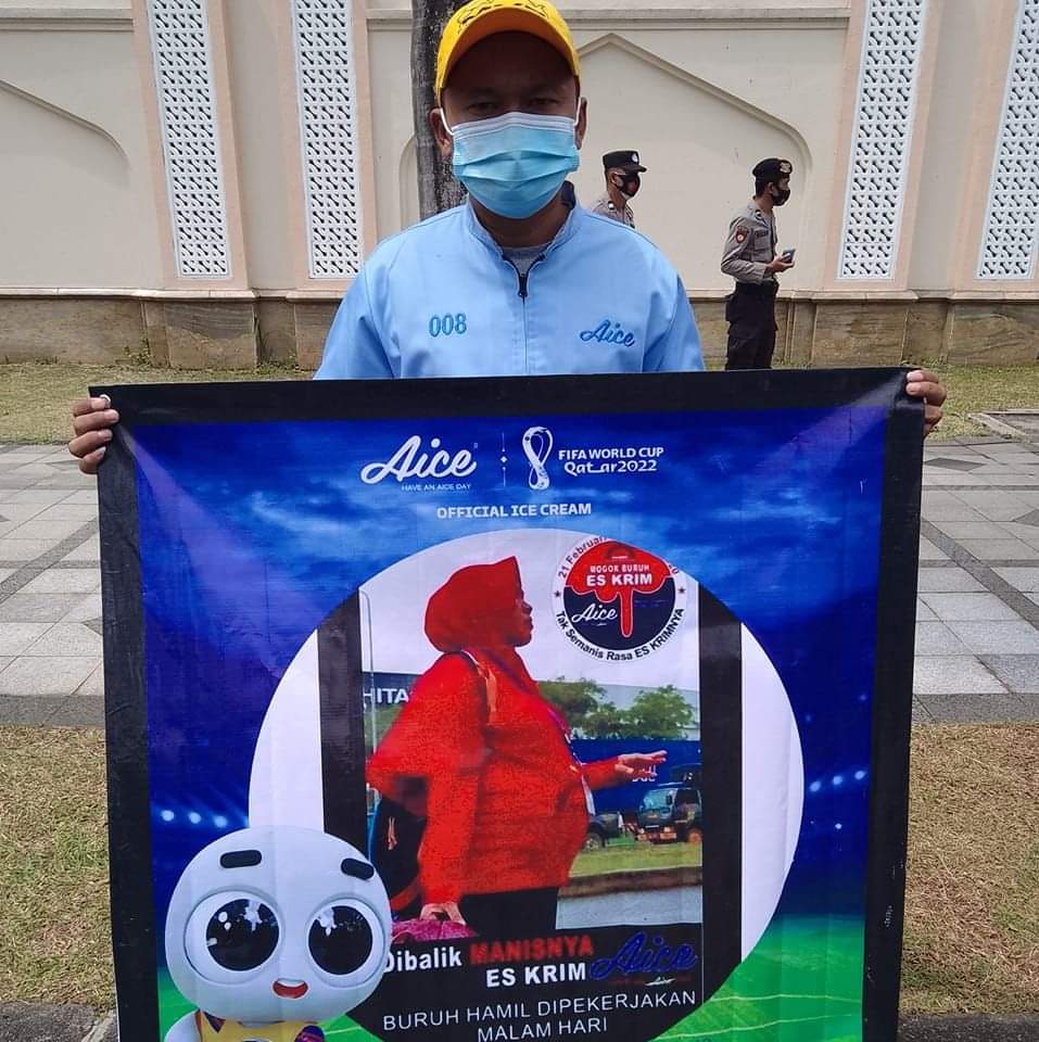 MasMasB95839086's tweet photo. #TolakAicesponsorpialaduniaqatar
Boikot aice !! https://t.co/5vXfIrVr9w