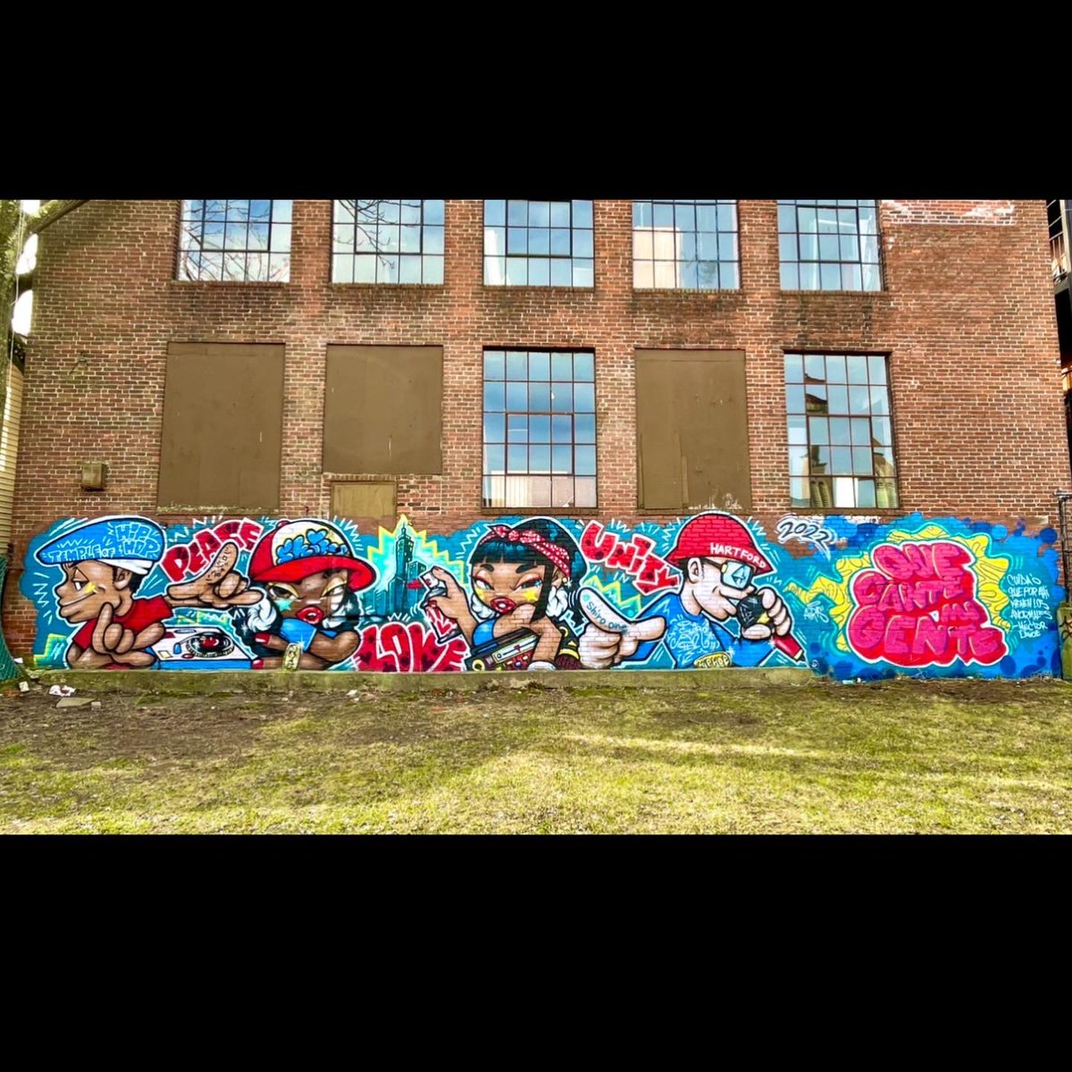 shiro_one's tweet photo. Thank you for inviting me #trinityinternationalhiphopfestival 2022 ✨✨✨
Peace Love Unity / DJ Breakin’ Graffiti MC 🎤🎧🚕🚃📻🎙🎚🎊📓✏️❤️🤍💙
@templeofhiphop @trinityhiphop #QueKanteMiGente @aiir.is
#shiro1 #shiroone #mimigoesaroundtheworld https://t.co/sQn5y2qnH9