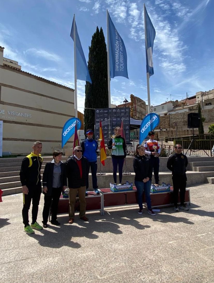 DeportesLorca's tweet photo. 🏆 Momento de las entregas de premios del Duatlón Ciudad de Lorca Media Distancia y Corta Distancia.

¡Enhorabuena a todos y a todas!  

➡️ Las concejalas de @DeportesLorca y Servicios Sociales, el presidente de @trimurcia y miembros de @TriatlonLorca han realizado la entrega https://t.co/sD9OMyrEcT