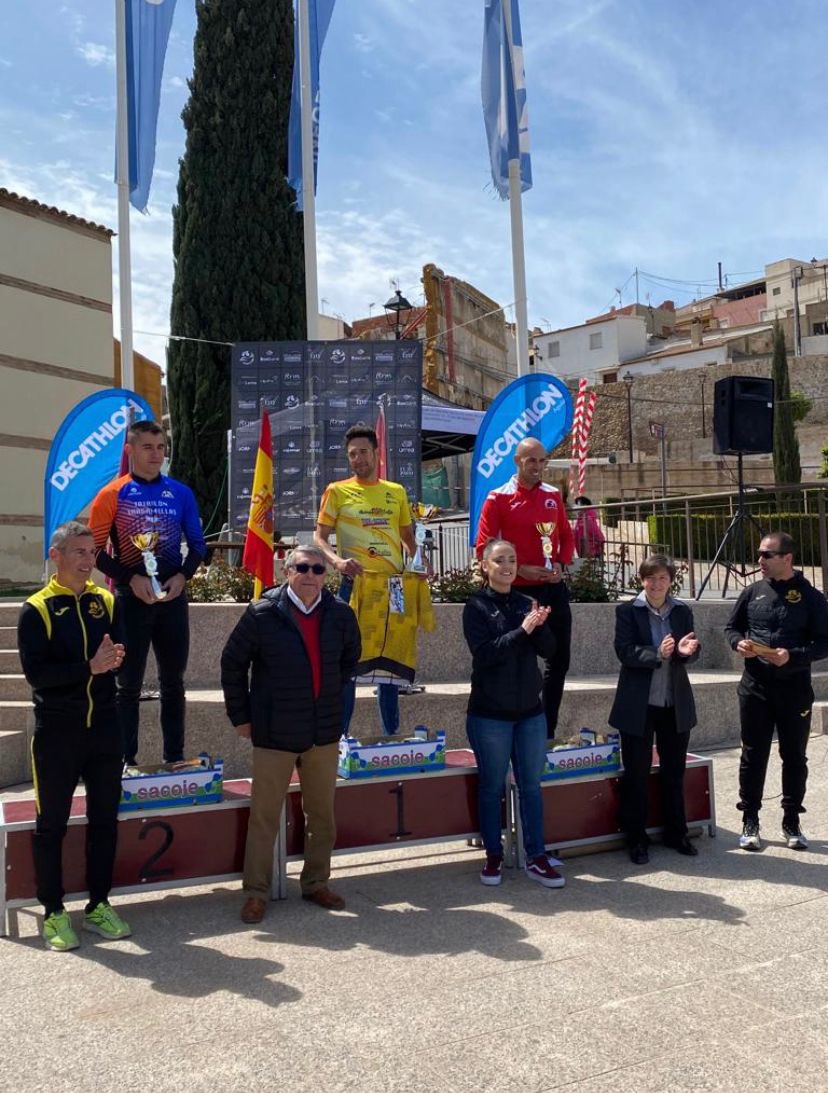 DeportesLorca's tweet photo. 🏆 Momento de las entregas de premios del Duatlón Ciudad de Lorca Media Distancia y Corta Distancia.

¡Enhorabuena a todos y a todas!  

➡️ Las concejalas de @DeportesLorca y Servicios Sociales, el presidente de @trimurcia y miembros de @TriatlonLorca han realizado la entrega https://t.co/sD9OMyrEcT