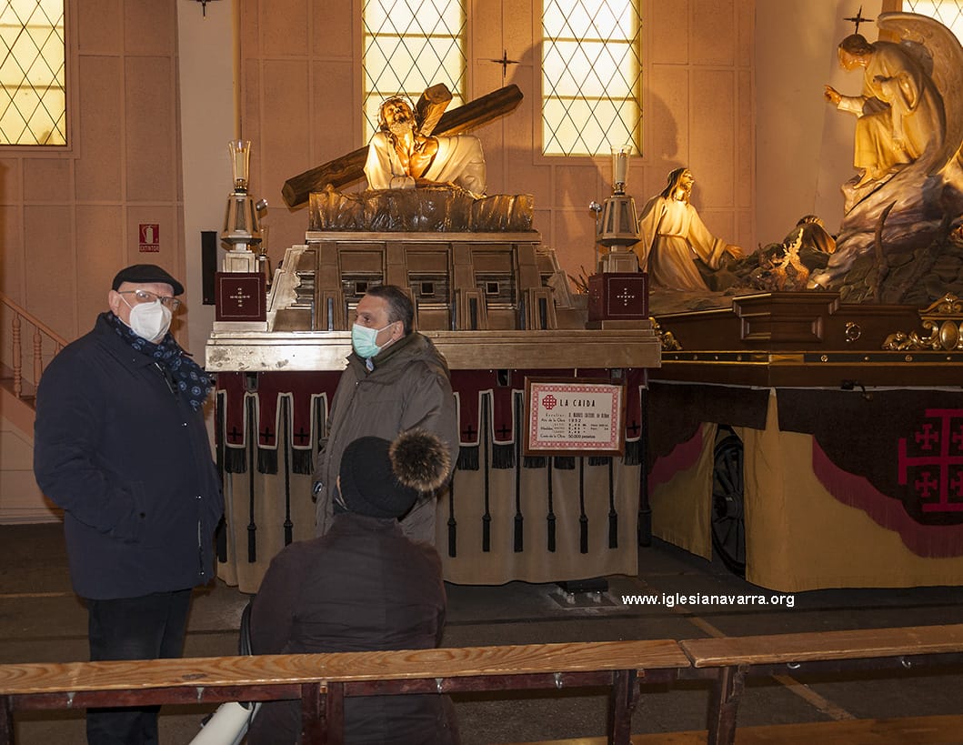 iglesianavarra's tweet photo. La Hermandad de la Pasión del Señor de Pamplona, ha comenzado el domingo 3 de abril, con los preparativos para organizar las procesiones de Domingo de Ramos y Viernes Santo 2022 https://t.co/u1OJjsOaaq