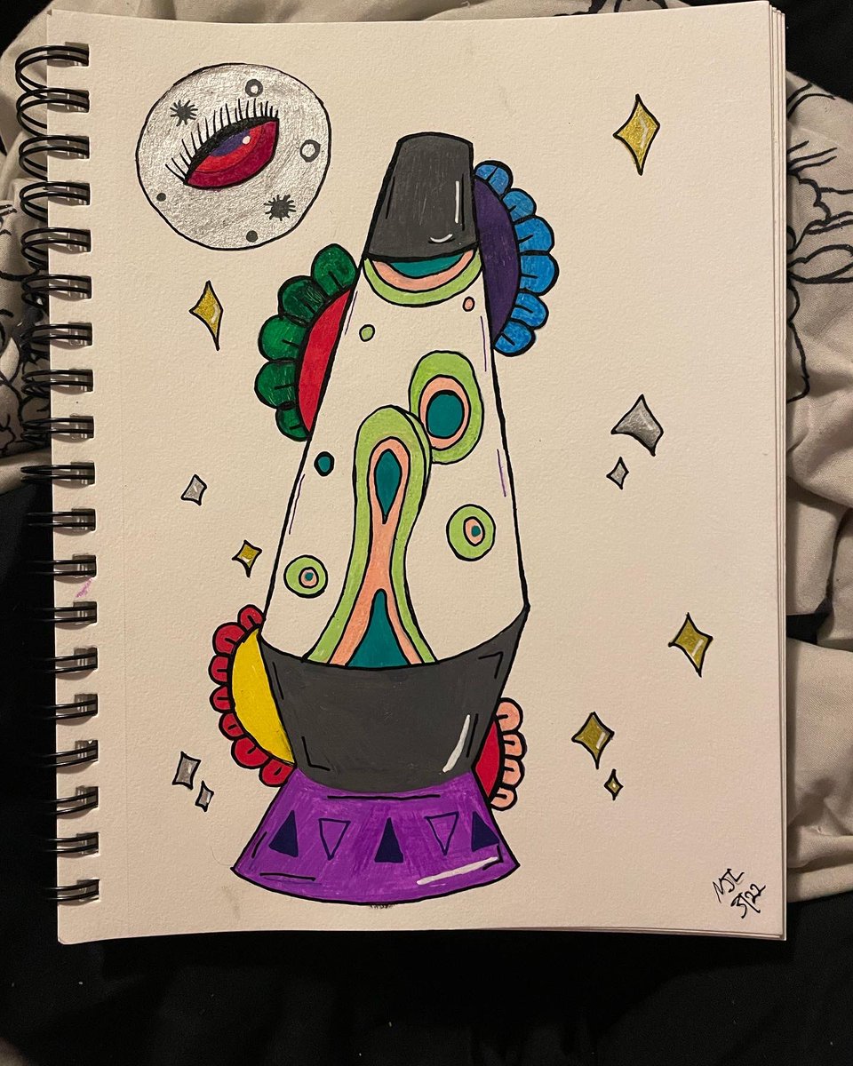 prinncessmorgue's tweet photo. Love these paint markers so damn much! https://t.co/YVby8OqZ2i