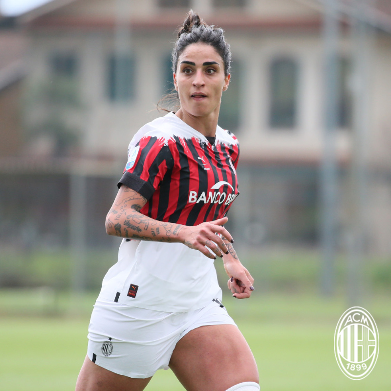 acmilan's tweet photo. #EmpoliMilan: 0⃣-3⃣ Bergamaschi + @Lindsey_T19 (x2) ⚽️
#FollowTheRossonere: a triumphant debut for our brand-new @pumafootball fourth kit 👏🤩
La nuova quarta maglia debutta con una vittoria 👏🤩
#MoveLikeMilan #SempreMilan
@PUMA #Nemen