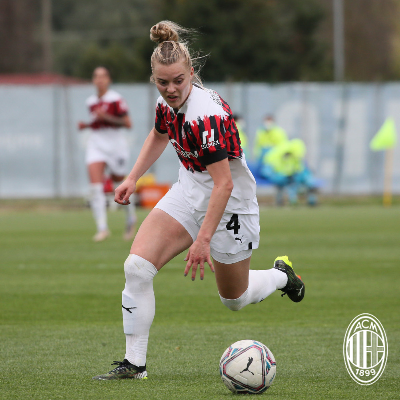 acmilan's tweet photo. #EmpoliMilan: 0⃣-3⃣ Bergamaschi + @Lindsey_T19 (x2) ⚽️
#FollowTheRossonere: a triumphant debut for our brand-new @pumafootball fourth kit 👏🤩
La nuova quarta maglia debutta con una vittoria 👏🤩
#MoveLikeMilan #SempreMilan
@PUMA #Nemen