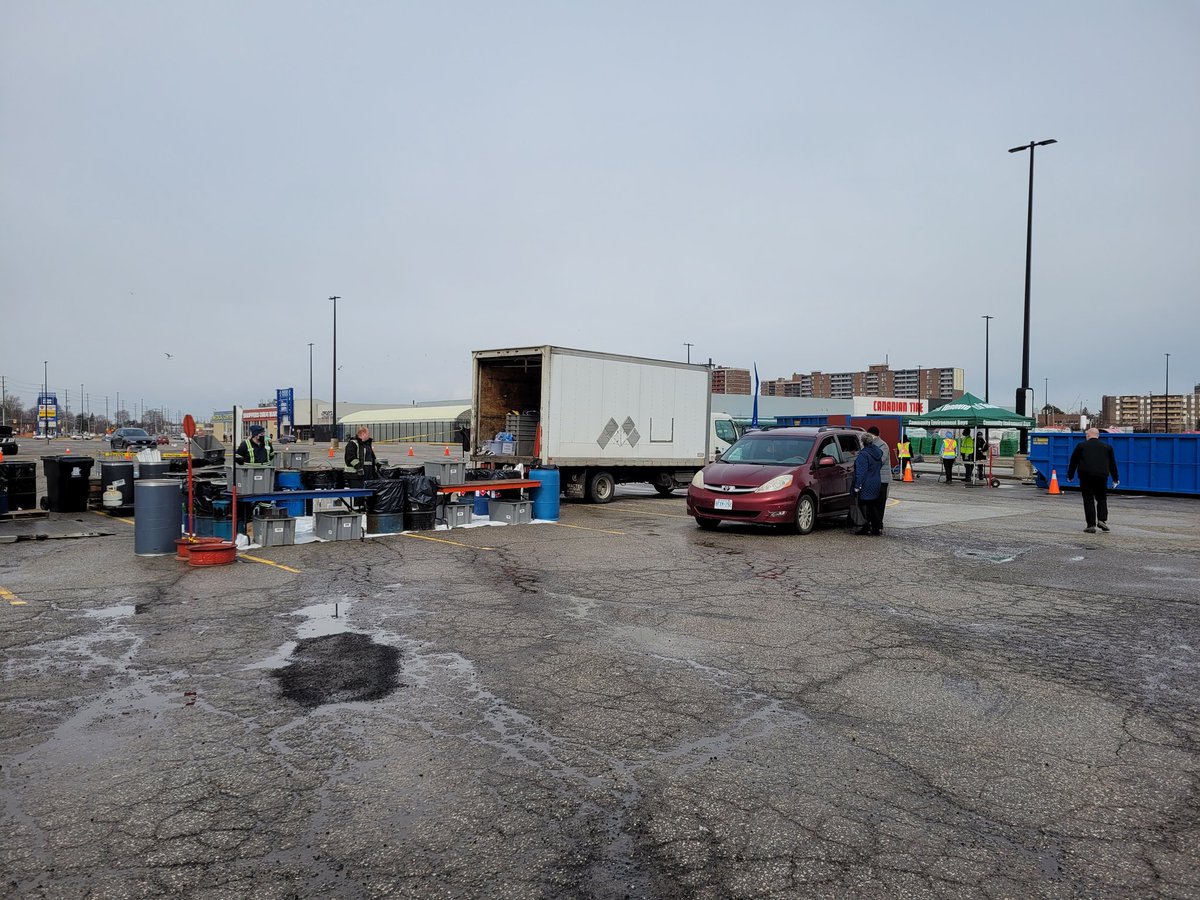 MichaelFordTO's tweet photo. We're out at our Community Environment Day today at Albion Mall until 2 PM.

Bring unwanted items to safely dispose and gently used items for reuse.

Come grab your free bagged compost and please see flyer below for more details 👇 https://t.co/AcCSRWL1nF
