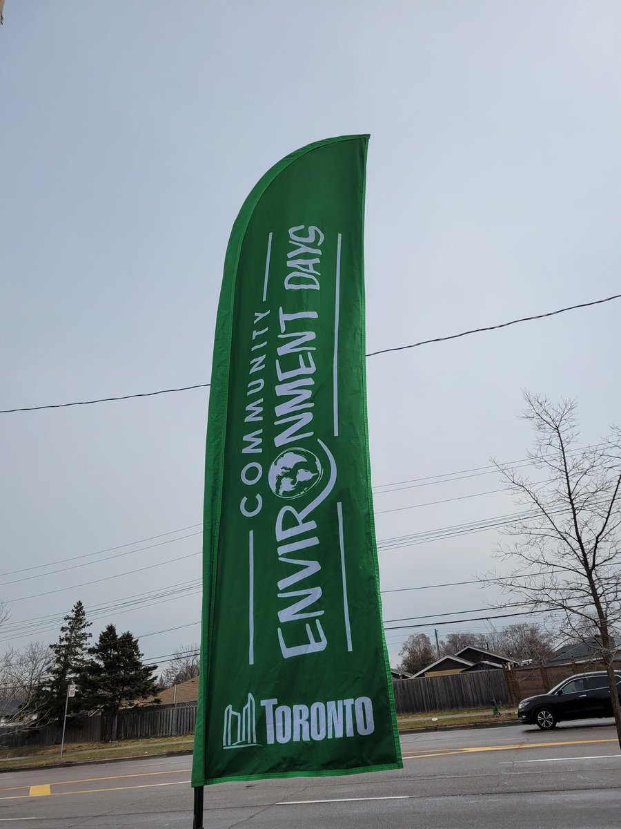 MichaelFordTO's tweet photo. We're out at our Community Environment Day today at Albion Mall until 2 PM.

Bring unwanted items to safely dispose and gently used items for reuse.

Come grab your free bagged compost and please see flyer below for more details 👇 https://t.co/AcCSRWL1nF