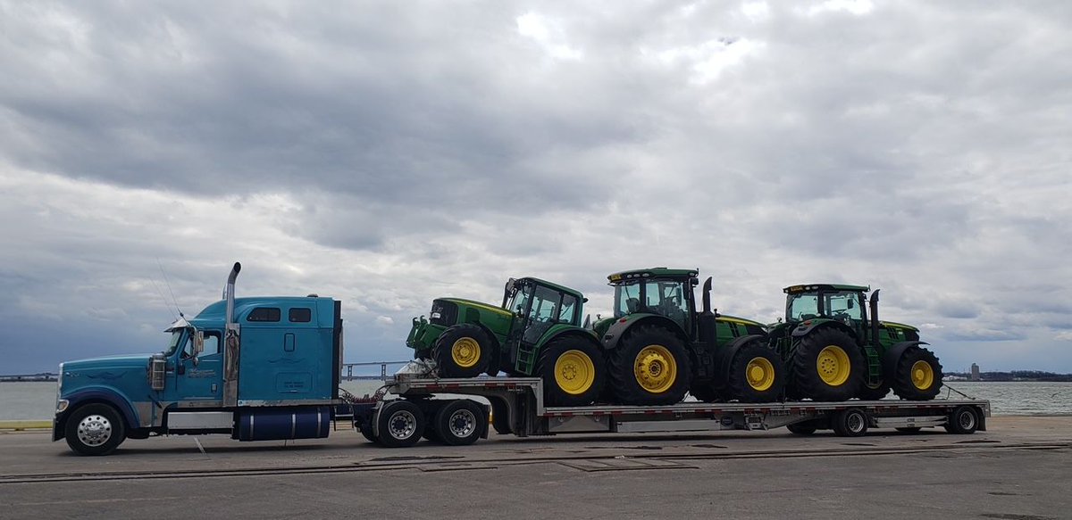 DoubledayGroup's tweet photo. Three more quality used John Deere tractors collected port-side in America πΊπΈ We have a wide range of quality used tractors, to take a look visit: https://t.co/PyghwQE8uP
For more info contact Ashley Brighton our Used Equipment & Export Managerπ07769 226685. #ExportPartner https://t.co/p5t5ntRJGo