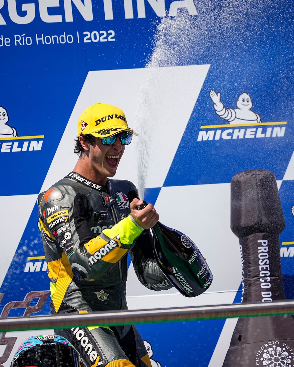 VRRidersAcademy's tweet photo. Rising to the top π₯π₯π
Impressionante #Cele13 ππ»
@VR46RacingTeam π€π»π€π» https://t.co/w1DEk0iKyB
