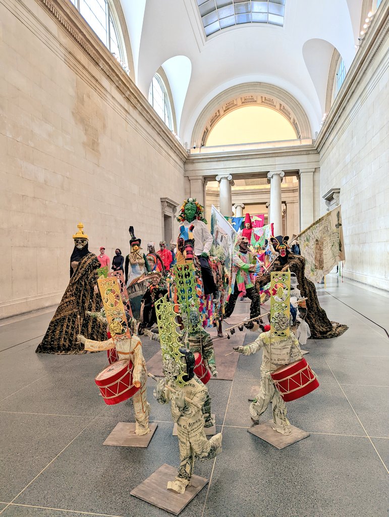 I_see_no_spider's tweet photo. Caught 'Life Between Islands: Caribbean-British Art 1950s - now'
#LifeBetweenIslands @Tate #Britain #SundayMorning #SundayVibes #SundayMotivation
As a child born in #London of immigrants - incredibly relatable.
Starting in the room aptly named 'Arrivals'... https://t.co/mn3HQEbNWv