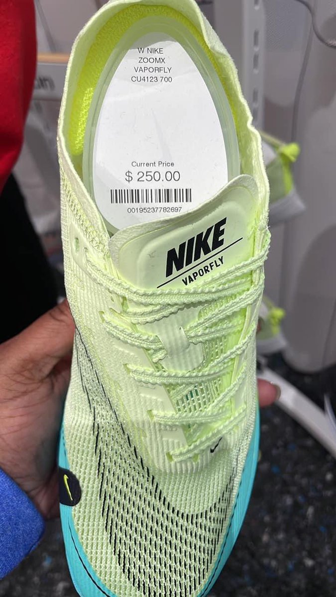 KhemistryByMars's tweet photo. Told Shy she betta win ALL the damn races if I buy this shoe!! 😩 #TrackNFieldMom https://t.co/JVYAUHVzG3