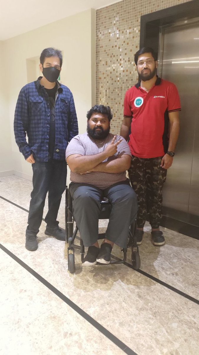 It's my honor to meet Mr <a href="/ShatruganSinha/">Shatrughan Sinha</a>
 Asansol was amazing. Thank you all for supporting our campaign. Let's spread awareness and save lives! 
visit mjonwheels.in for more details.