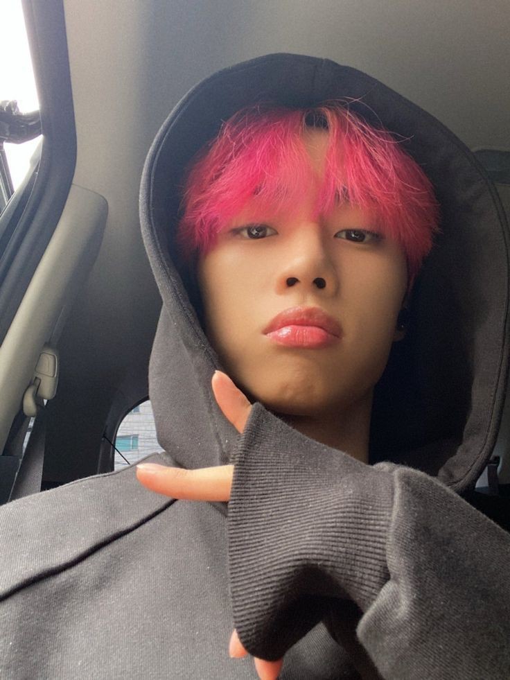 00NORTHKSW's tweet photo. @00WESTLJN @00SOUTHHYJ https://t.co/nF07YER2yr