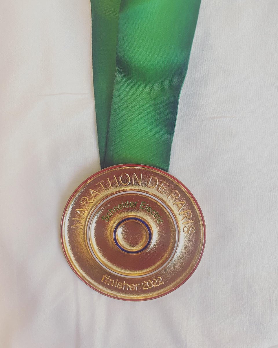 mchap84's tweet photo. Paris Marathon 2022 - 4hrs exactly!

🏃‍♂️272 miles of training
💅3 lost toenails
❌ absolutely no desire whatsoever to do another!

A tiny bit gutted I was 26secs off a sub 4hr but pretty pleased with that time for a slightly overweight, broken, pretender!
#ParisMarathon https://t.co/V53t7HLkZA