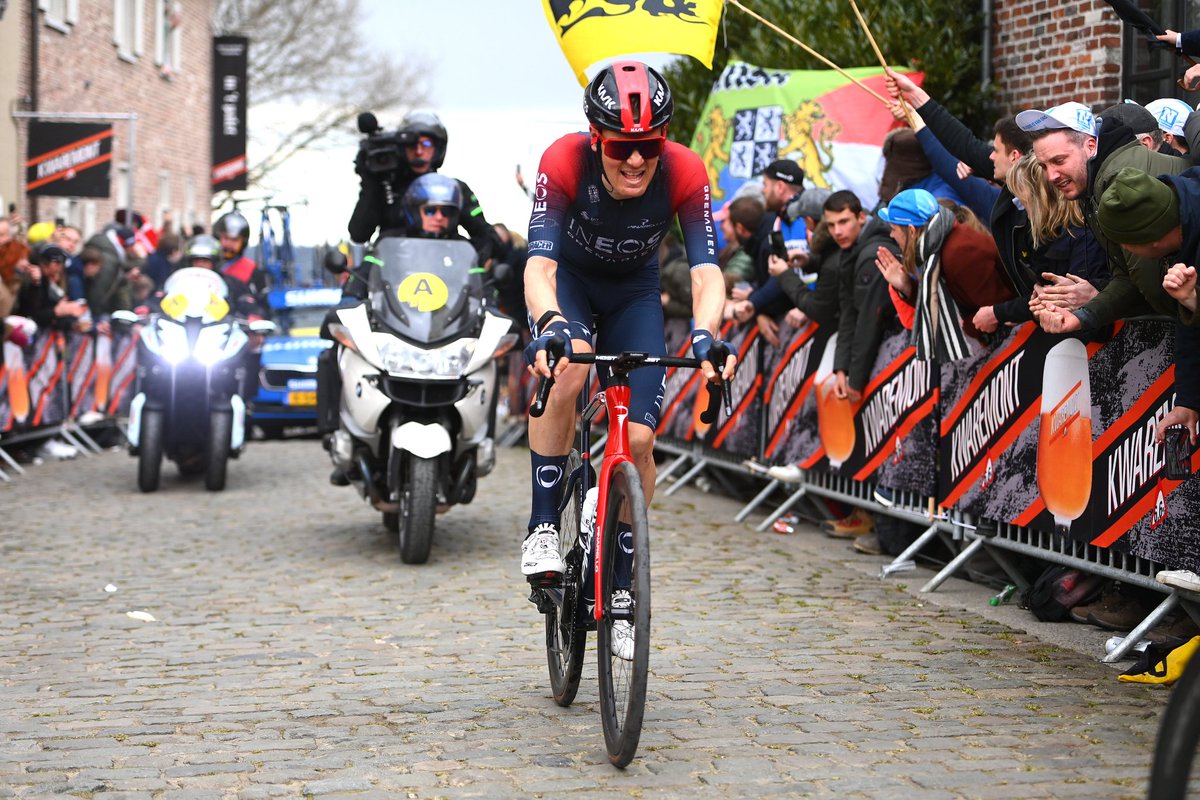 Modo_Ciclismo's tweet photo. #rvv2022 
#flanders22 
#RVVmen 
Solvente Mathieu Van Der pero, inspirador lo de Dylan Van Baarle 🇳🇱.  Enorme el corredor del Ineos 🙌 https://t.co/EyXZWymnSV