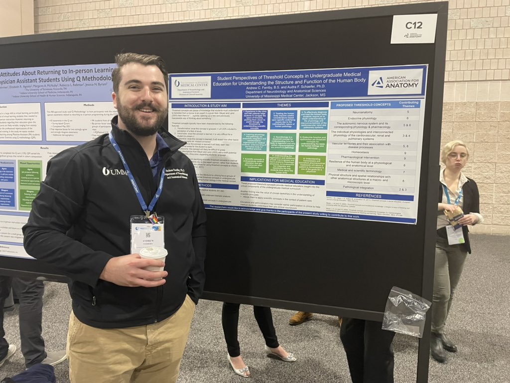 Here is our freshly defended Dr. Ferriby presenting his poster this morning! #ExpBio2022 #Anatomy22 <a href="/Ferriby14/">Andrew Ferriby, Ph.D.</a>