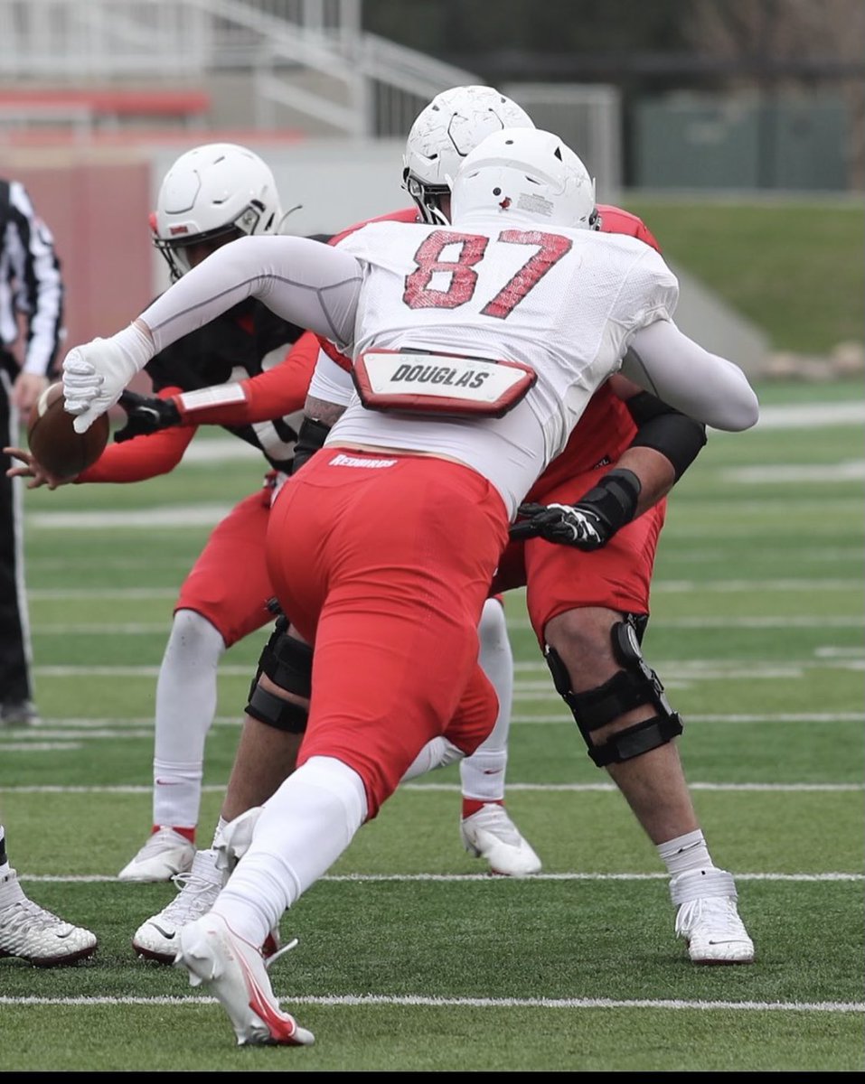 NickKessler9's tweet photo. Spring ball technique 🏈 https://t.co/4sDZ9zu823