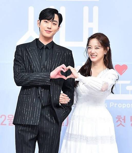 dohyuncore's tweet photo. look how far we've come 😭 HYOSEOP AND SEJEONG OUR POWER COUPLE !

#BusinessProposal https://t.co/0CxGr1JVgE