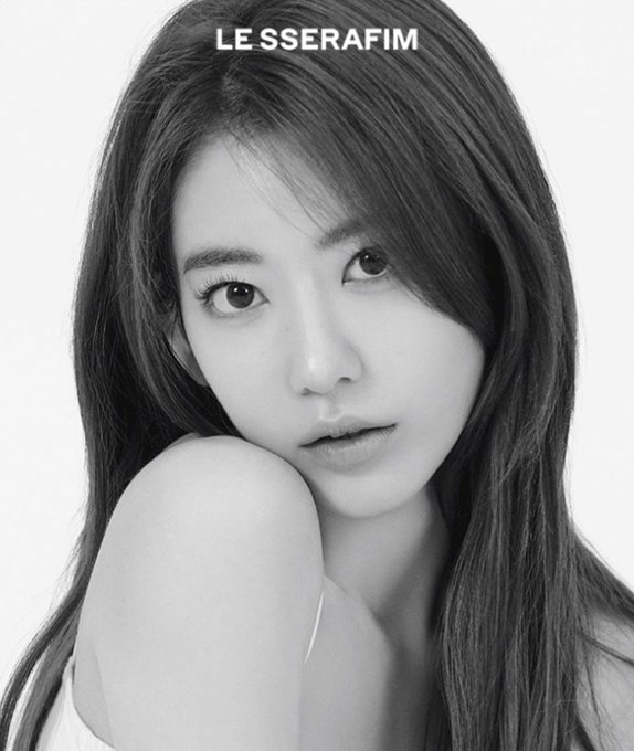 HYBE &amp; Source Music's new girl group unveils new member — SAKURA 

#LE_SSERAFIM_SAKURA
#SAKURA_IS_FEARLESS
<a href="/le_sserafim/">LE SSERAFIM</a>