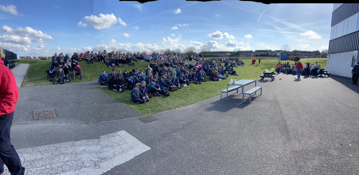 becster2512's tweet photo. @CheshireHike all back!!! Waiting for the closing ceremony https://t.co/14eyOX5rFP