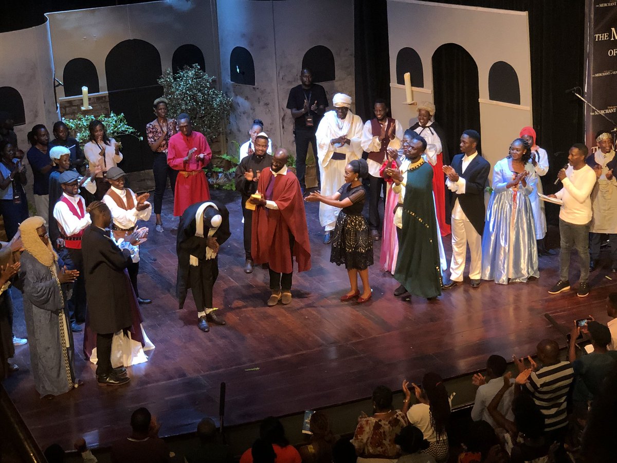 KikomekoPuto's tweet photo. What amazing show …thanks to @YenzeTheatre @PabloKimuli and every one #merchantsofvenice #theatre https://t.co/oGmMv9qhX0