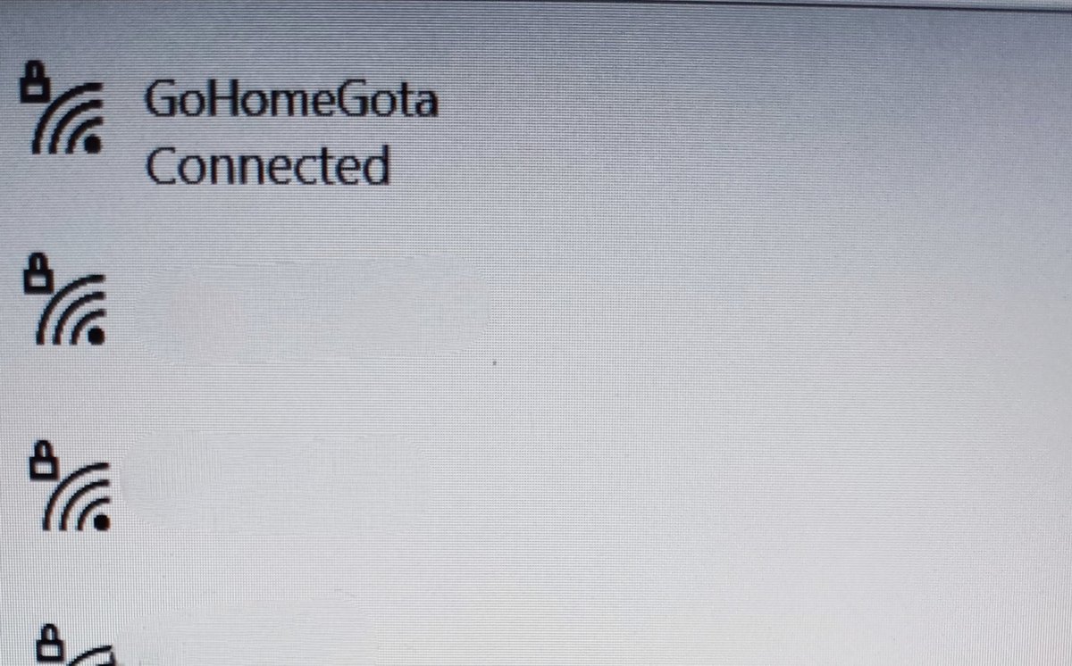 Sunil_Matara's tweet photo. The best WiFi ever
#GoHomeGo #GoHomeRajapakses https://t.co/0xcMHi2kCI