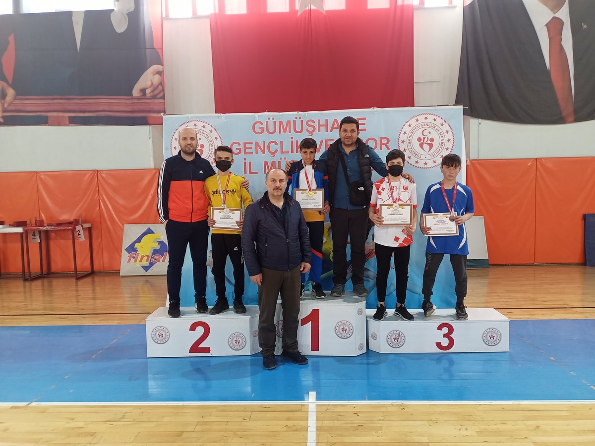 Gümüşhane İlinde düzenlenen bölgesel okullar arası bilek güreşi müsabakasına öğrencilrimz sol kolda 40 kg Esra ARSLAN 3. Sol kolda 45 kg Ferhat KAYA 3. olmuşlardır. Sağ kol 45 kg Ferhat KAYA Bölge şampiyonu olmuş. Mayıs'ta Adıyamanda düzenlenecek Türkiye Şampiyonusuna gidecektir.
